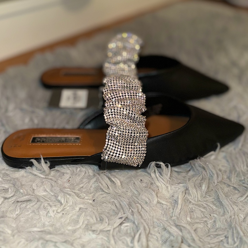 Diamond Strap Flat Mules